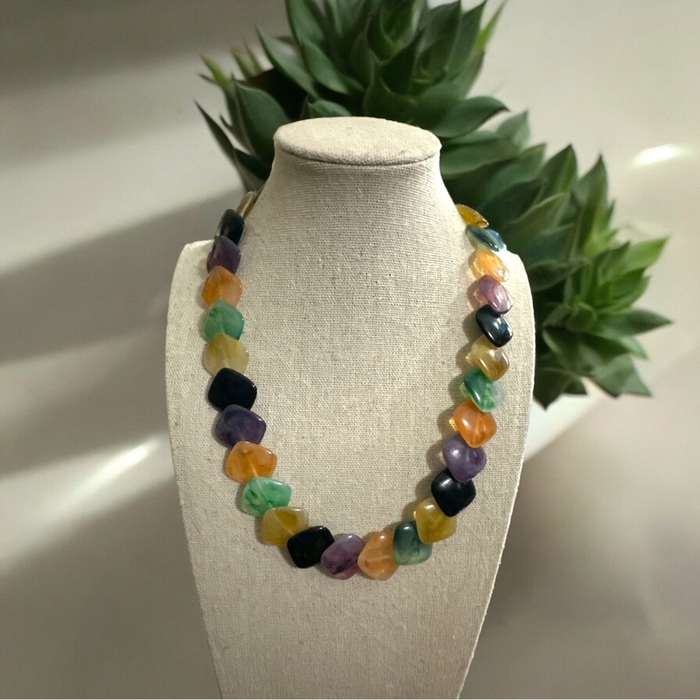 Vintage Multicolor Lucite Necklace 18”
